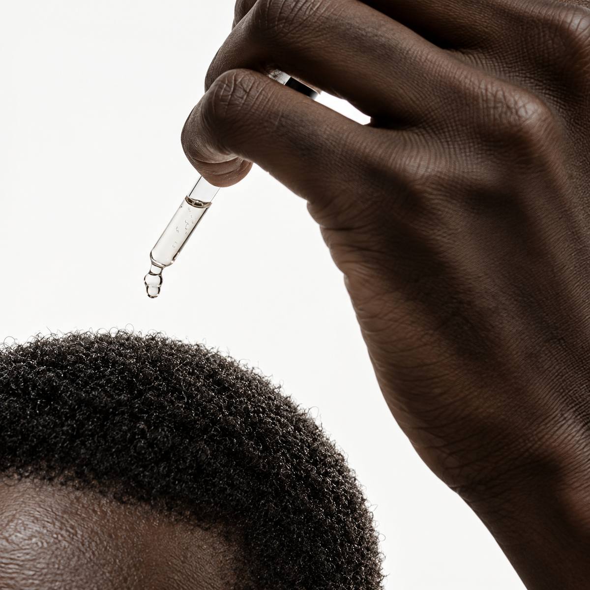 Skinification of hair - exfolierande behandling för hårbotten hemma