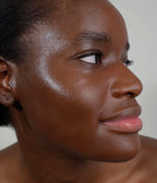 Byggbar foundation med naturliga mineralpigment för skinlike finish