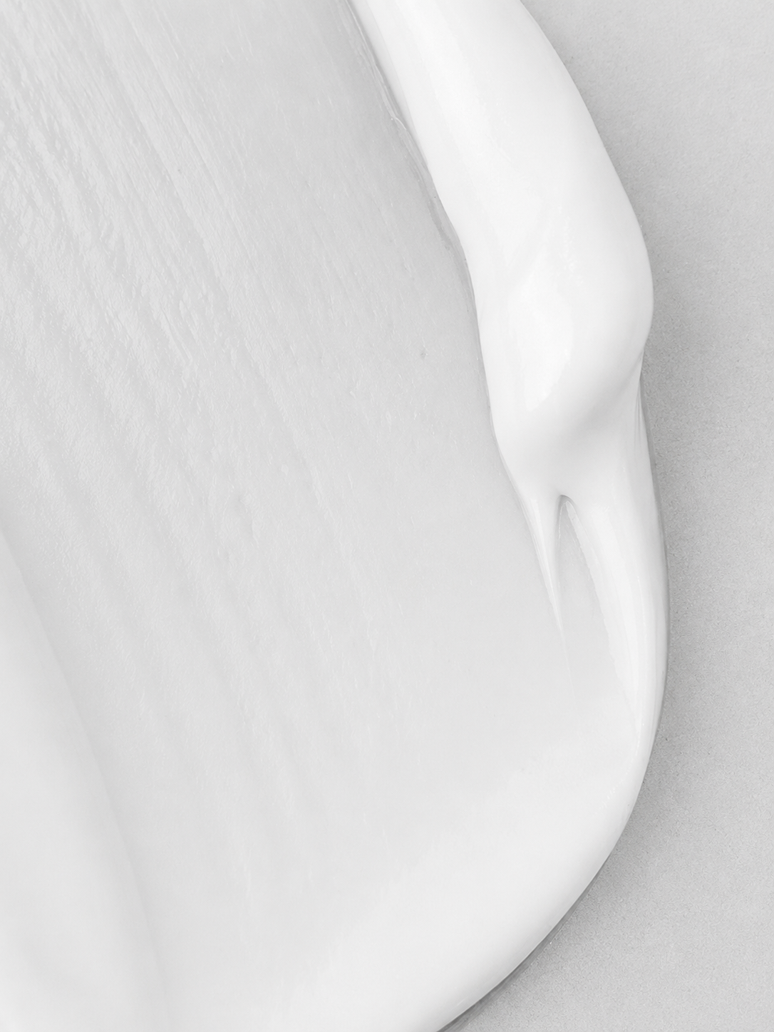 ELYO Urea Body Cream med pump för enkel applicering